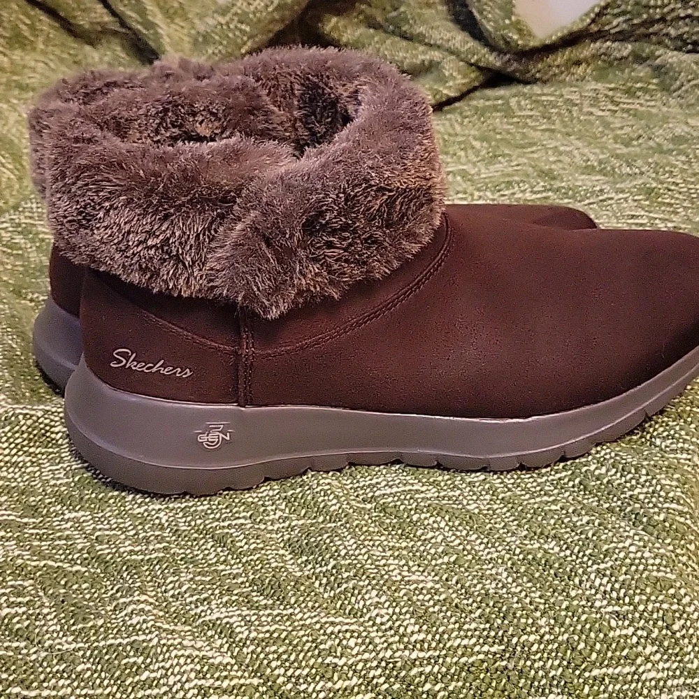 SKECHERS Brown Faux Fur Lined Boots - Picture 2 of 8
